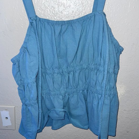 WOMENS BABY BLUE CROP TOP - Picture 1 of 3